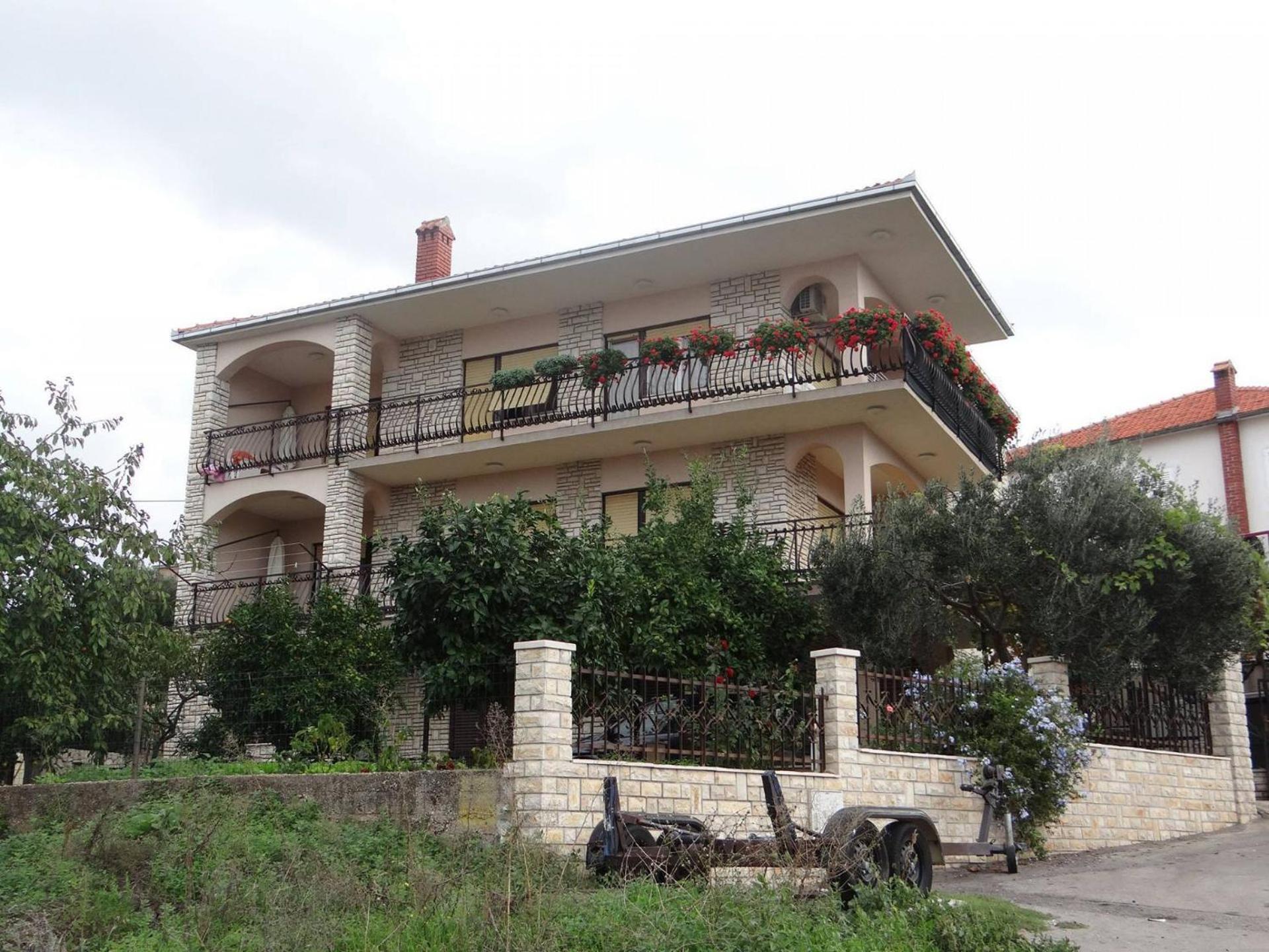 טרוגיר Apartment Bareta מראה חיצוני תמונה